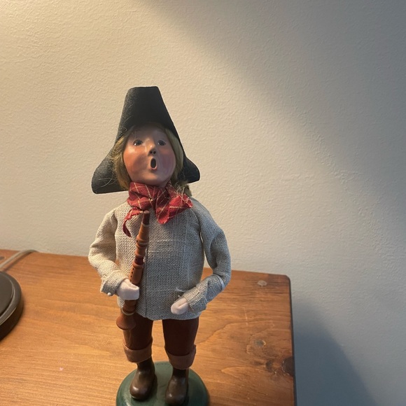 Hello, I am selling majority of my Byer’s Choice collections. - Picture 6 of 14